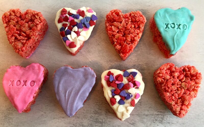 Valentine treats for kids rice krispie hearts.