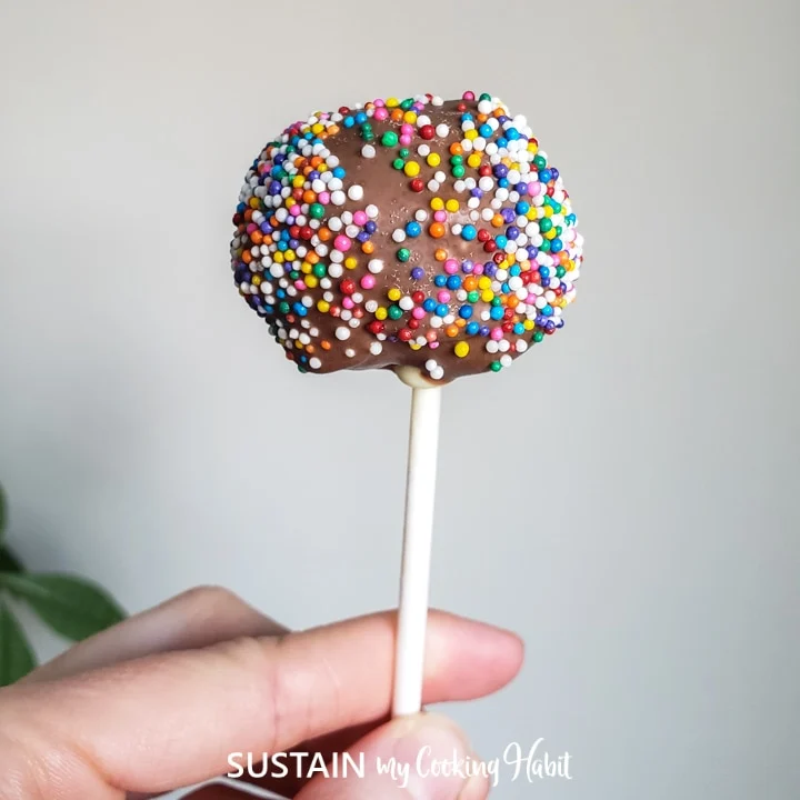 cake pop made my my eleven year old