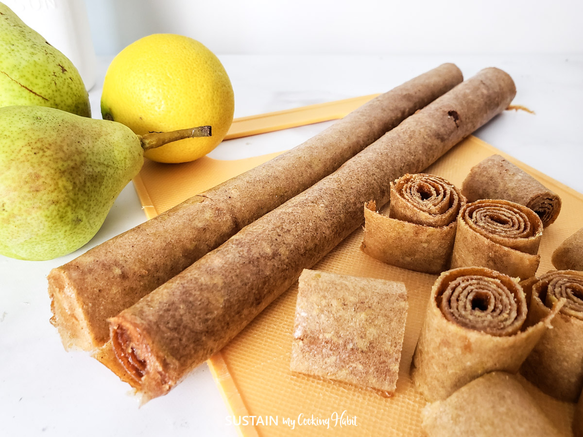 Dehydrated Pear Fruit Roll Up