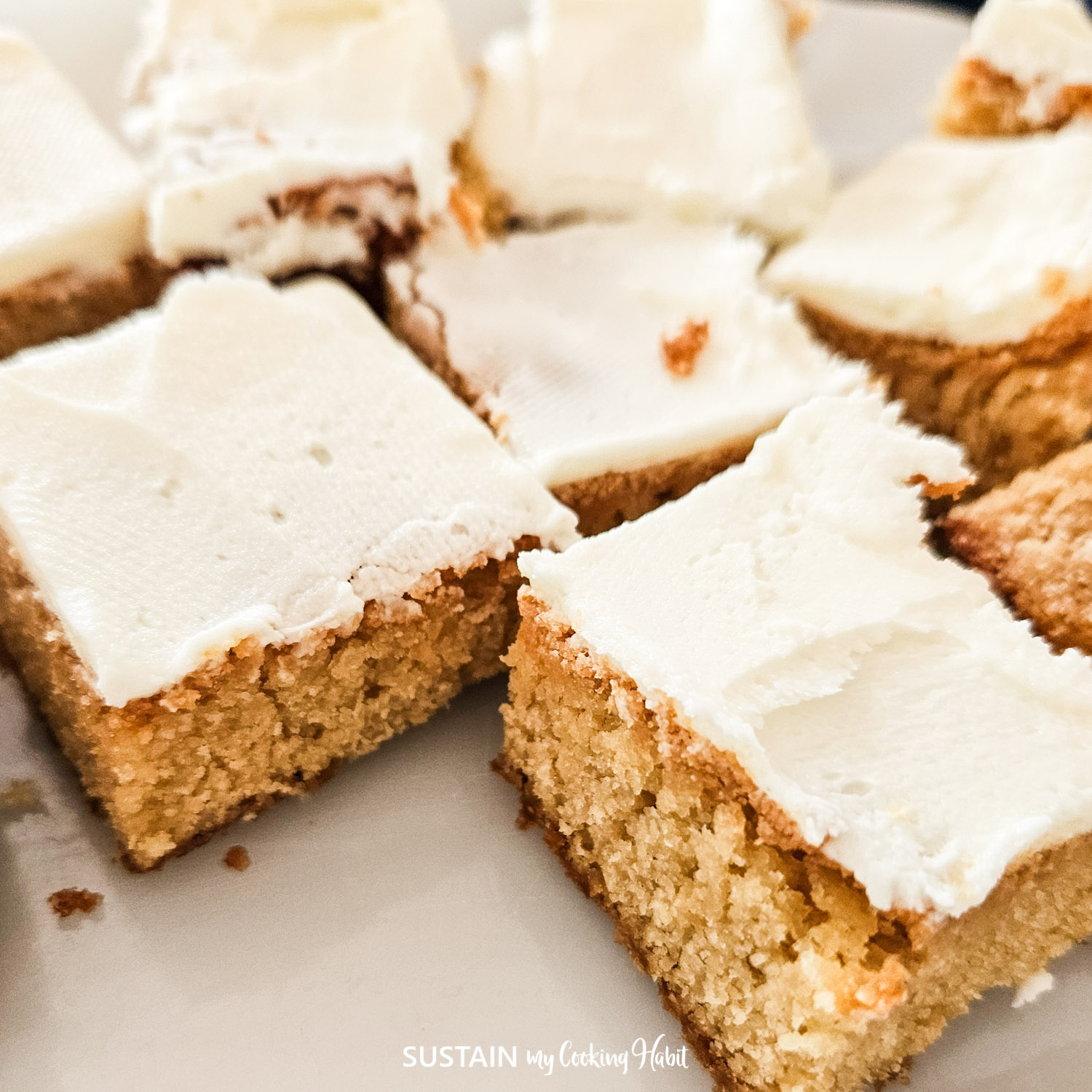Blondie Brownies Recipe with Frosting