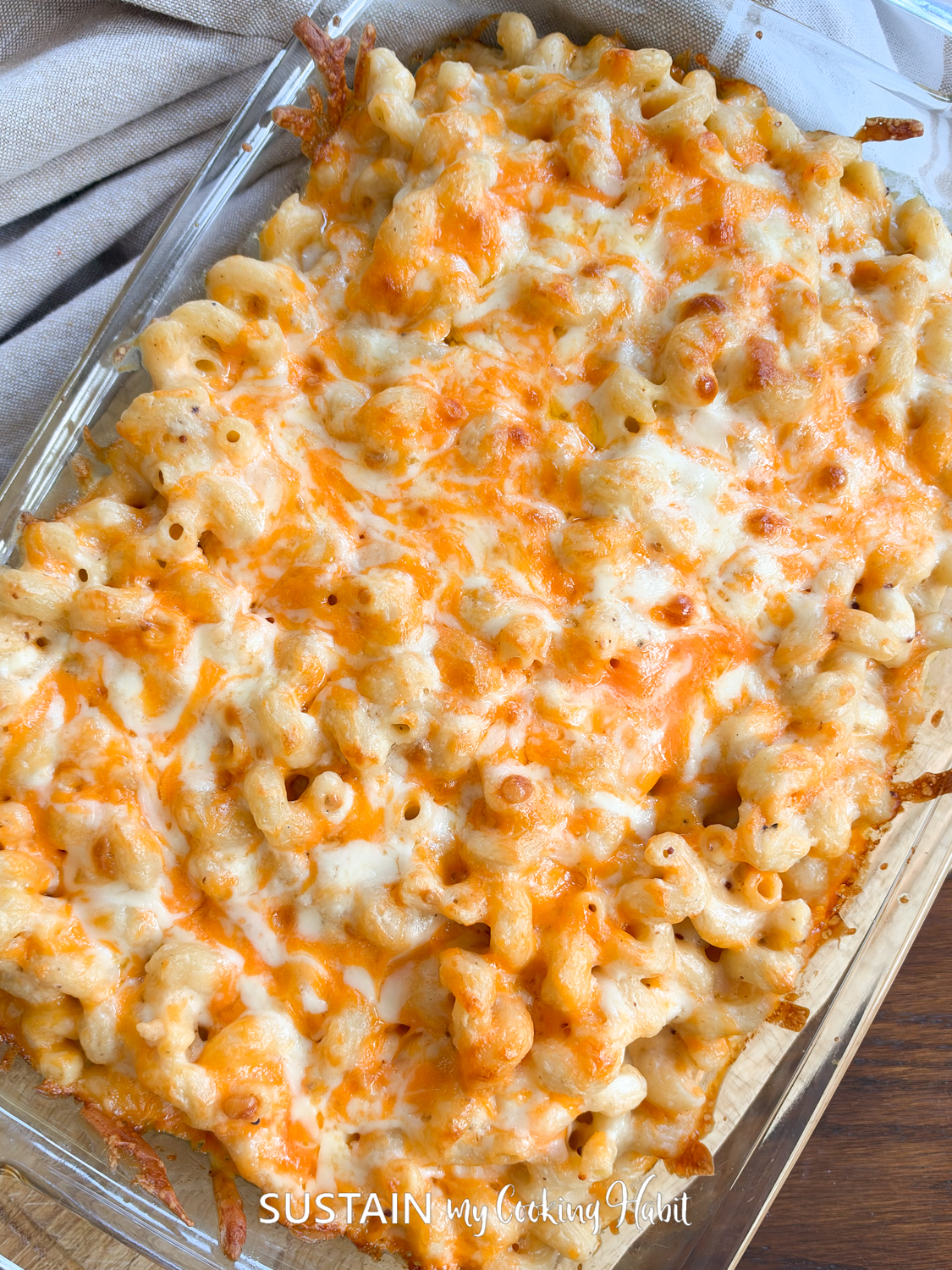 picture of an easy mac and cheese recipe dish
